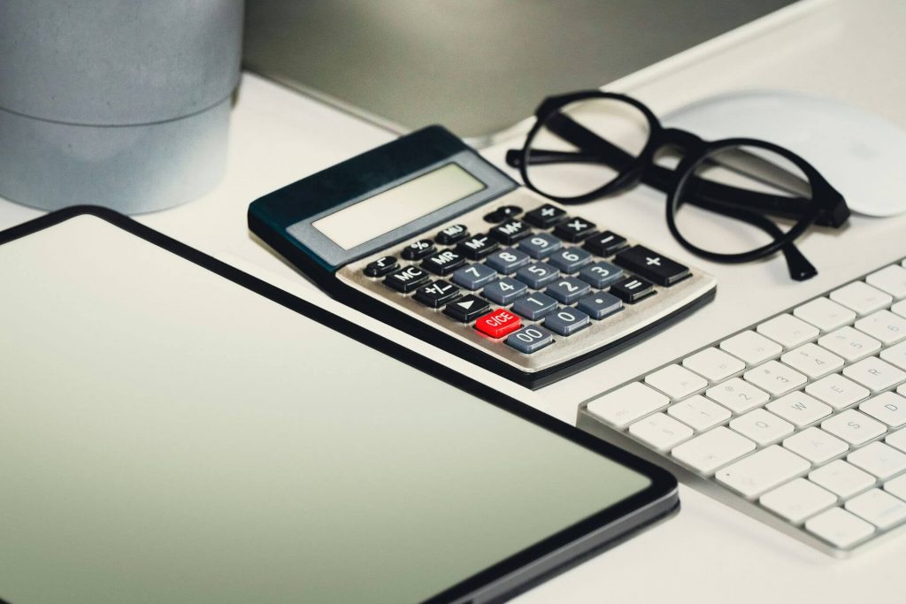 desk-photo-richtaxsolutions